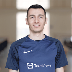 Robert Hovhannisyan photo