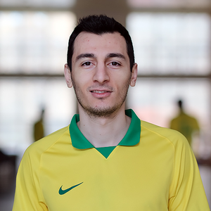 Robert Hovhannisyan photo